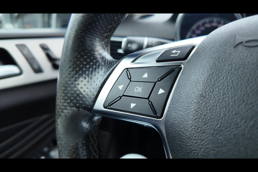 Mercedes-Benz M-Klasse 350 BlueTEC Mercedes-Benz M-Klasse 350 BlueTEC