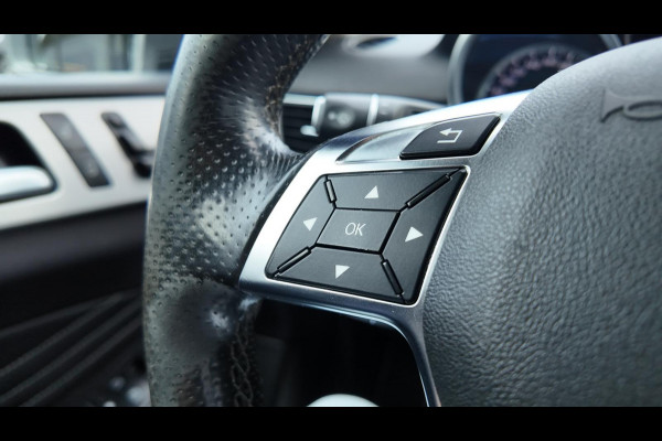 Mercedes-Benz M-Klasse 350 BlueTEC Mercedes-Benz M-Klasse 350 BlueTEC
