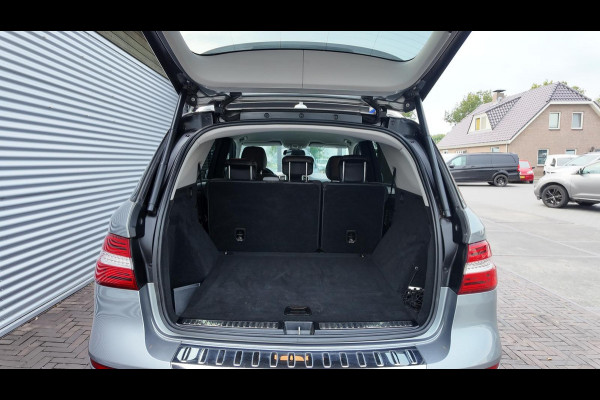 Mercedes-Benz M-Klasse 350 BlueTEC Mercedes-Benz M-Klasse 350 BlueTEC