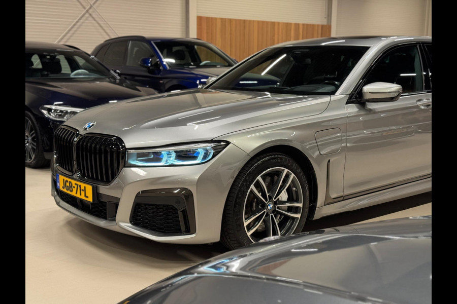 BMW 7 Serie 745e 394PK High Executive M-Sport, Pano, Laser Light, 360 Cam, Soft Close, Hud, Ambiënte, Digi Dash, Voll Onderhoud BMW 7 Serie 745e 394PK High Executive M-Sport, Pano, Laser Light, 360 Cam, Soft Close, Hud, Ambiënte, Digi Dash, Voll Onderhoud