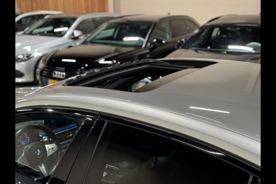 BMW 7 Serie 745e 394PK High Executive M-Sport, Pano, Laser Light, 360 Cam, Soft Close, Hud, Ambiënte, Digi Dash, Voll Onderhoud BMW 7 Serie 745e 394PK High Executive M-Sport, Pano, Laser Light, 360 Cam, Soft Close, Hud, Ambiënte, Digi Dash, Voll Onderhoud