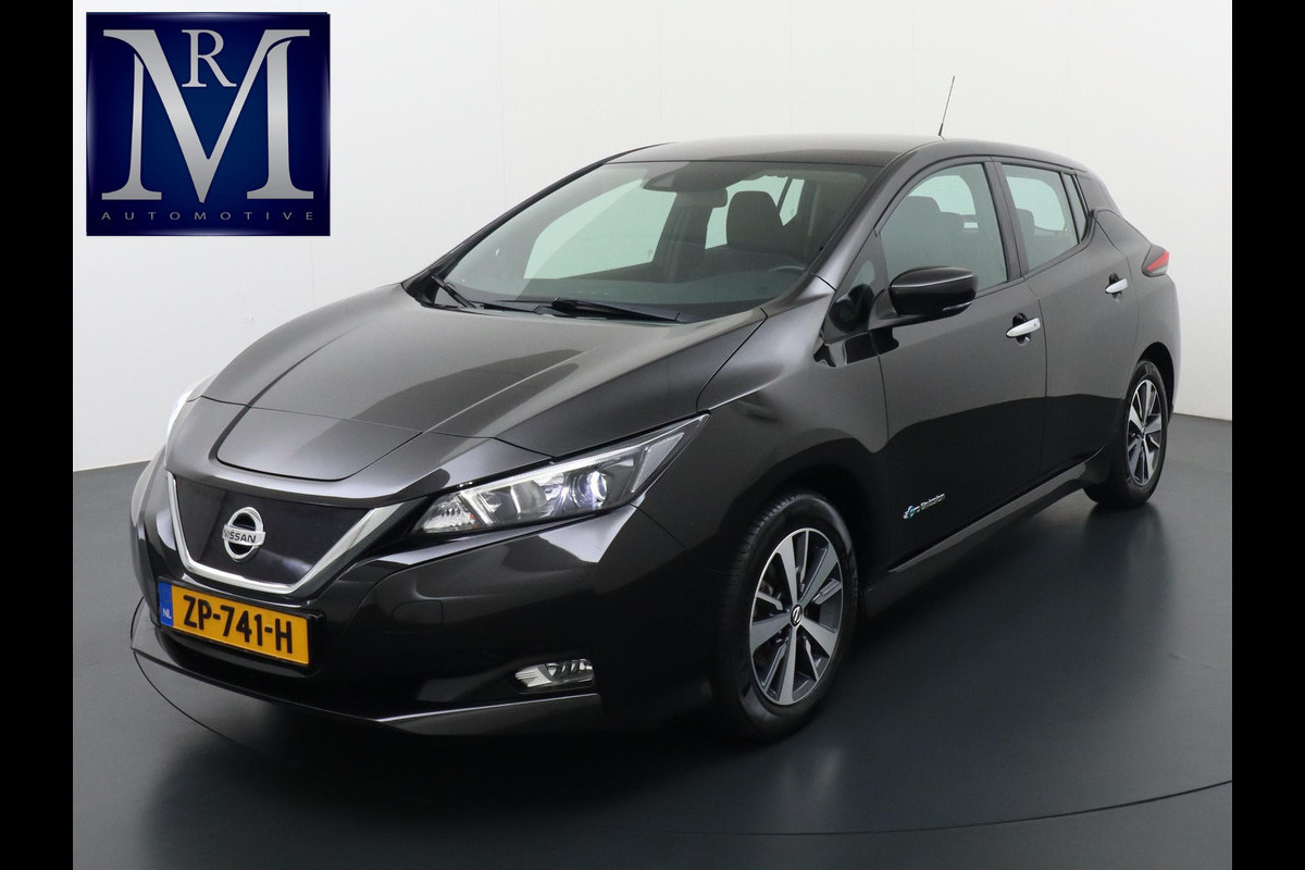 Nissan Leaf Acenta 40 kWh SOH 88% CAMERA | DODE HOEK | RIJKLAARPRIJS INCL. 12 MND BOVAG GARANTIE Nissan Leaf Acenta 40 kWh SOH 88% CAMERA | DODE HOEK | RIJKLAARPRIJS INCL. 12 MND BOVAG GARANTIE