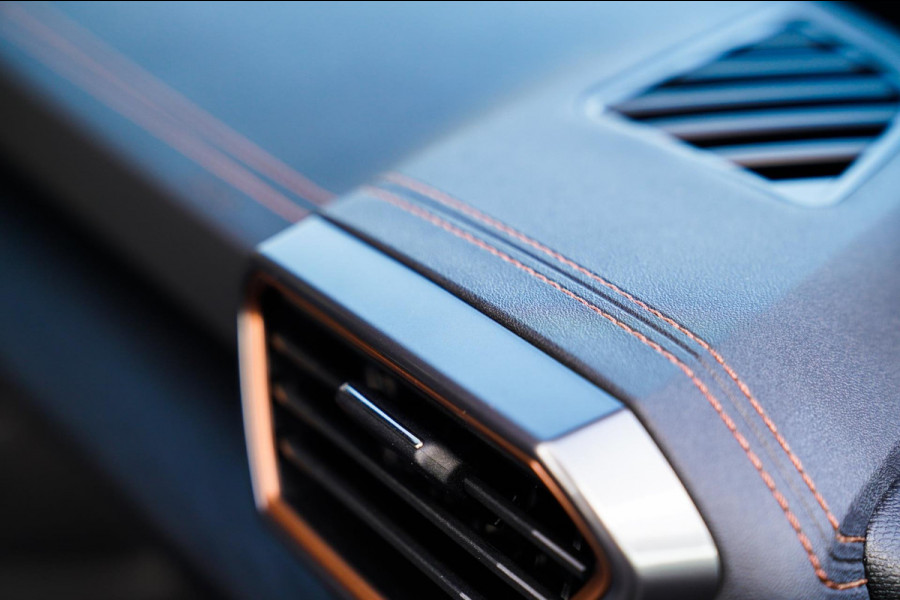 CUPRA Formentor 2.5 VZ5 | Carbon | Kuipstoelen | Leder/alcantara | LED | Adaptieve Cruise | Dynamisch onderstel | Bronze stiksels