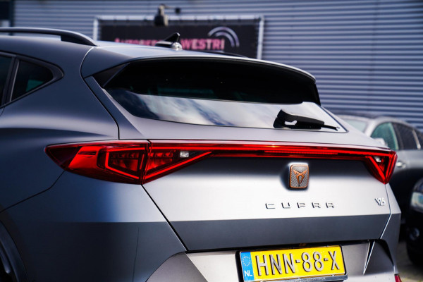 CUPRA Formentor 2.5 VZ5 | Carbon | Kuipstoelen | Leder/alcantara | LED | Adaptieve Cruise | Dynamisch onderstel | Bronze stiksels