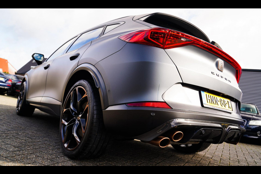 CUPRA Formentor 2.5 VZ5 | Carbon | Kuipstoelen | Leder/alcantara | LED | Adaptieve Cruise | Dynamisch onderstel | Bronze stiksels