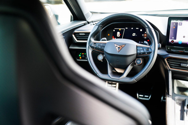 CUPRA Formentor 2.5 VZ5 | Carbon | Kuipstoelen | Leder/alcantara | LED | Adaptieve Cruise | Dynamisch onderstel | Bronze stiksels