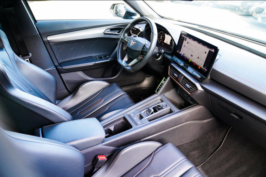 CUPRA Formentor 2.5 VZ5 | Carbon | Kuipstoelen | Leder/alcantara | LED | Adaptieve Cruise | Dynamisch onderstel | Bronze stiksels