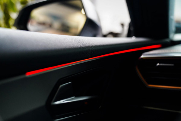 CUPRA Formentor 2.5 VZ5 | Carbon | Kuipstoelen | Leder/alcantara | LED | Adaptieve Cruise | Dynamisch onderstel | Bronze stiksels