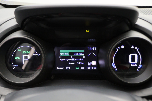 Toyota Yaris Cross 1.5 Hybrid Business Plus AWD Camera, ACC, Apple Carplay, Keyless, Lane Assist, DAB, 17"