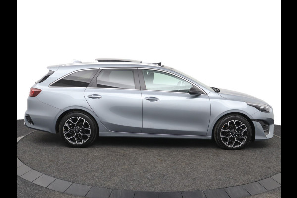 Kia Ceed Sportswagon 1.5 T-GDi GT-Line Automaat - Adaptive Cruise - Navigatie - Stoel/Stuurverwarming - Schuif/-kanteldak - Apple Carplay/Android Auto - Fabrieksgarantie 04-2031 Kia Ceed Sportswagon 1.5 T-GDi GT-Line Automaat - Adaptive Cruise - Navigatie - Stoel/Stuurverwarming - Schuif/-kanteldak - Apple Carplay/Android Auto - Fabrieksgarantie 04-2031