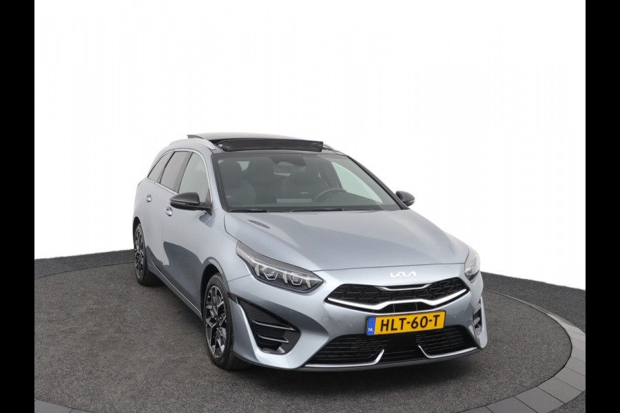 Kia Ceed Sportswagon 1.5 T-GDi GT-Line Automaat - Adaptive Cruise - Navigatie - Stoel/Stuurverwarming - Schuif/-kanteldak - Apple Carplay/Android Auto - Fabrieksgarantie 04-2031 Kia Ceed Sportswagon 1.5 T-GDi GT-Line Automaat - Adaptive Cruise - Navigatie - Stoel/Stuurverwarming - Schuif/-kanteldak - Apple Carplay/Android Auto - Fabrieksgarantie 04-2031