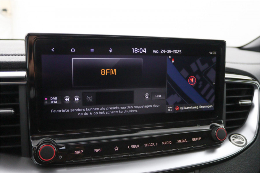 Kia Ceed Sportswagon 1.5 T-GDi GT-Line Automaat - Adaptive Cruise - Navigatie - Stoel/Stuurverwarming - Schuif/-kanteldak - Apple Carplay/Android Auto - Fabrieksgarantie 04-2031 Kia Ceed Sportswagon 1.5 T-GDi GT-Line Automaat - Adaptive Cruise - Navigatie - Stoel/Stuurverwarming - Schuif/-kanteldak - Apple Carplay/Android Auto - Fabrieksgarantie 04-2031