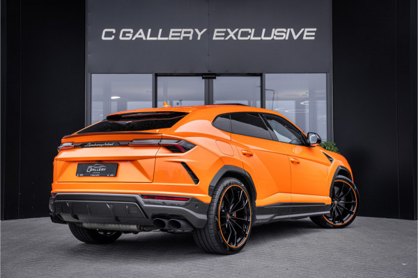 Lamborghini Urus Graphite Capsule 4.0 V8 - Dealeronderhouden | Panorama | B&O Advanced | Carbon | Alcantara