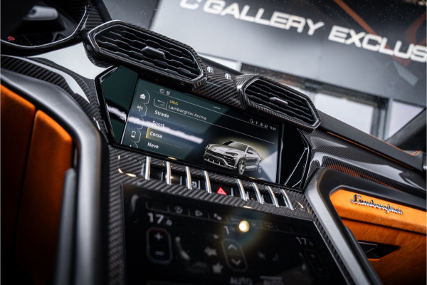 Lamborghini Urus Graphite Capsule 4.0 V8 - Dealeronderhouden | Panorama | B&O Advanced | Carbon | Alcantara