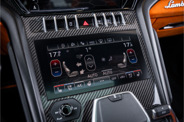 Lamborghini Urus Graphite Capsule 4.0 V8 - Dealeronderhouden | Panorama | B&O Advanced | Carbon | Alcantara