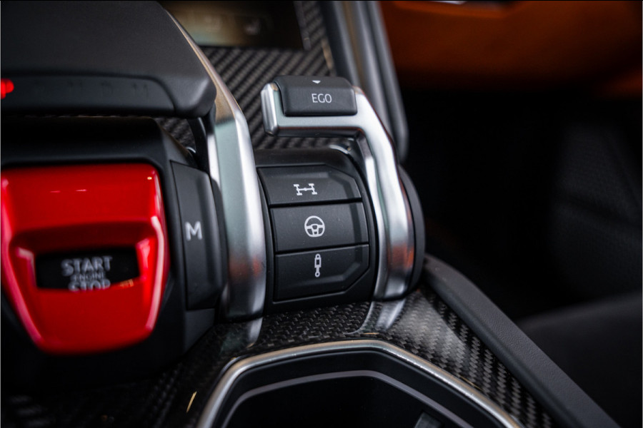 Lamborghini Urus Graphite Capsule 4.0 V8 - Dealeronderhouden | Panorama | B&O Advanced | Carbon | Alcantara