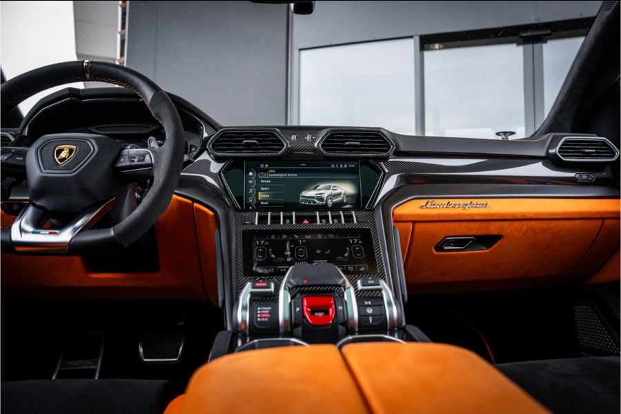 Lamborghini Urus Graphite Capsule 4.0 V8 - Dealeronderhouden | Panorama | B&O Advanced | Carbon | Alcantara
