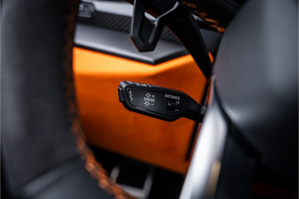 Lamborghini Urus Graphite Capsule 4.0 V8 - Dealeronderhouden | Panorama | B&O Advanced | Carbon | Alcantara