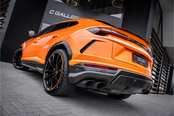 Lamborghini Urus Graphite Capsule 4.0 V8 - Dealeronderhouden | Panorama | B&O Advanced | Carbon | Alcantara