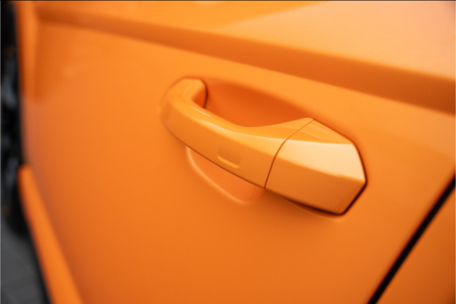 Lamborghini Urus Graphite Capsule 4.0 V8 - Dealeronderhouden | Panorama | B&O Advanced | Carbon | Alcantara