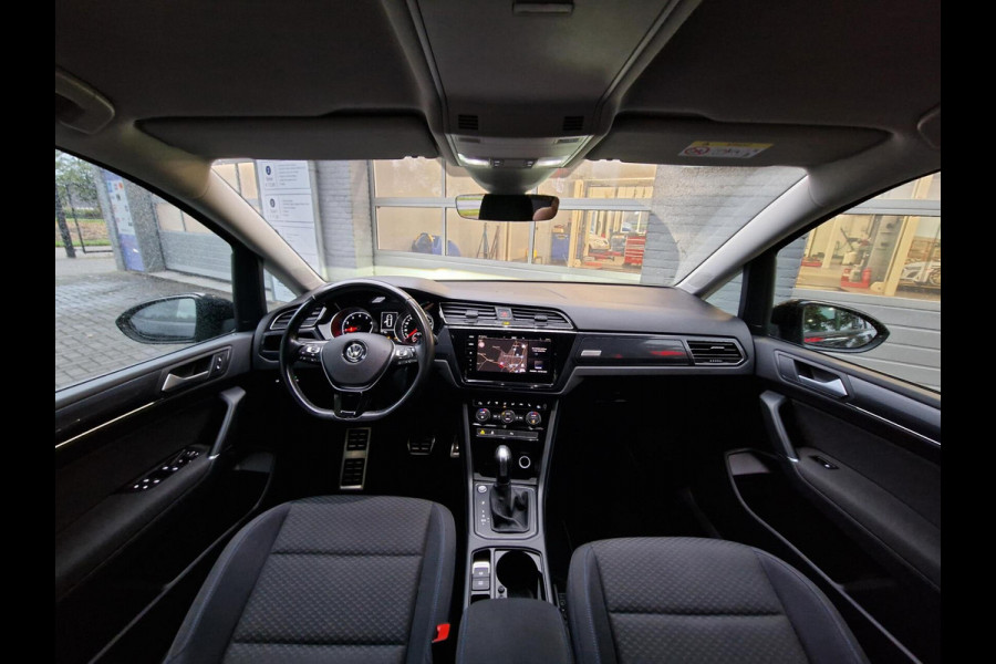 Volkswagen Touran 1.5 TSI DSG United R-line 7p|LED Matrix|7-persoons|ACC|Clima|PDC|