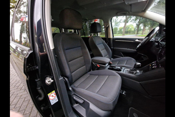 Volkswagen Touran 1.5 TSI DSG United R-line 7p|LED Matrix|7-persoons|ACC|Clima|PDC|
