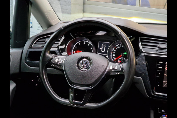 Volkswagen Touran 1.5 TSI DSG United R-line 7p|LED Matrix|7-persoons|ACC|Clima|PDC|