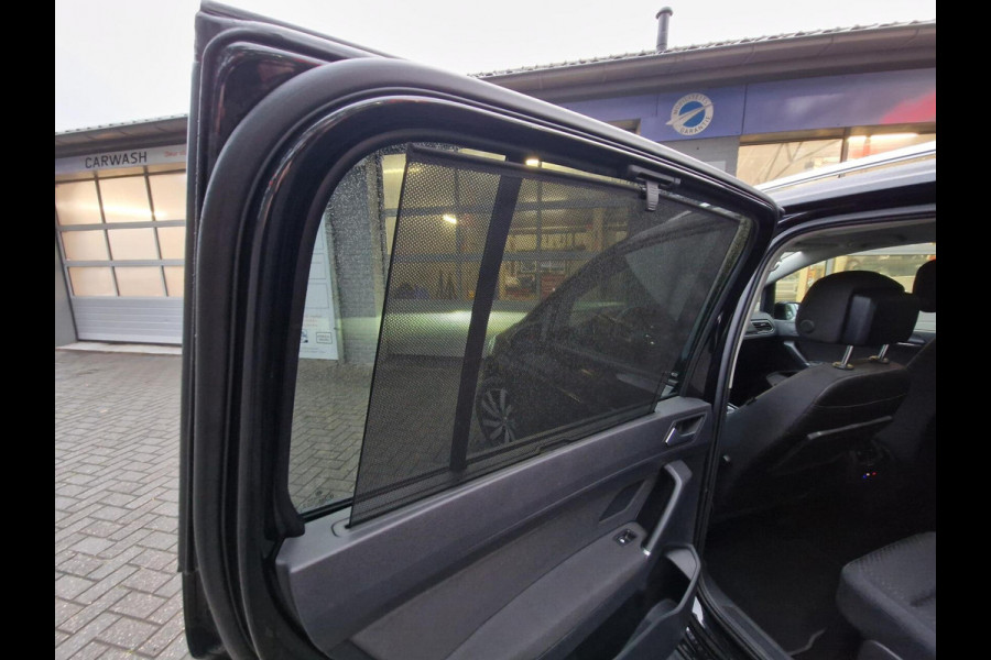 Volkswagen Touran 1.5 TSI DSG United R-line 7p|LED Matrix|7-persoons|ACC|Clima|PDC|