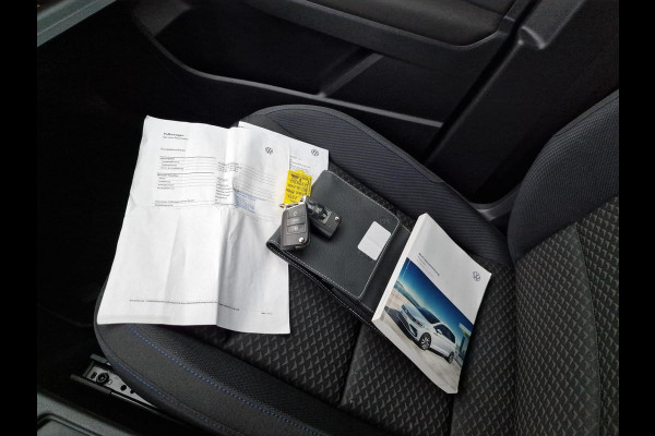 Volkswagen Touran 1.5 TSI DSG United R-line 7p|LED Matrix|7-persoons|ACC|Clima|PDC|