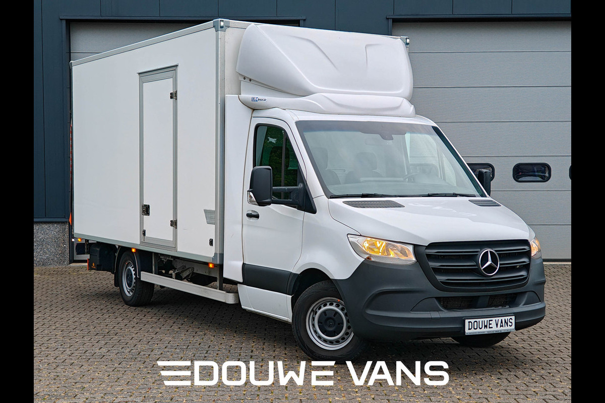 Mercedes-Benz Sprinter 317 Bakwagen Laadklep Zijdeur Automaat MBUX Mercedes-Benz Sprinter 317 Bakwagen Laadklep Zijdeur Automaat MBUX