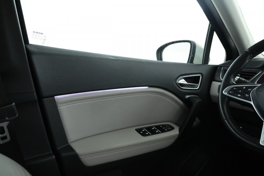 Renault Captur 1.3 TCe 155 Initiale Paris Automaat, Panorama, Volleder Renault Captur 1.3 TCe 155 Initiale Paris Automaat, Panorama, Volleder