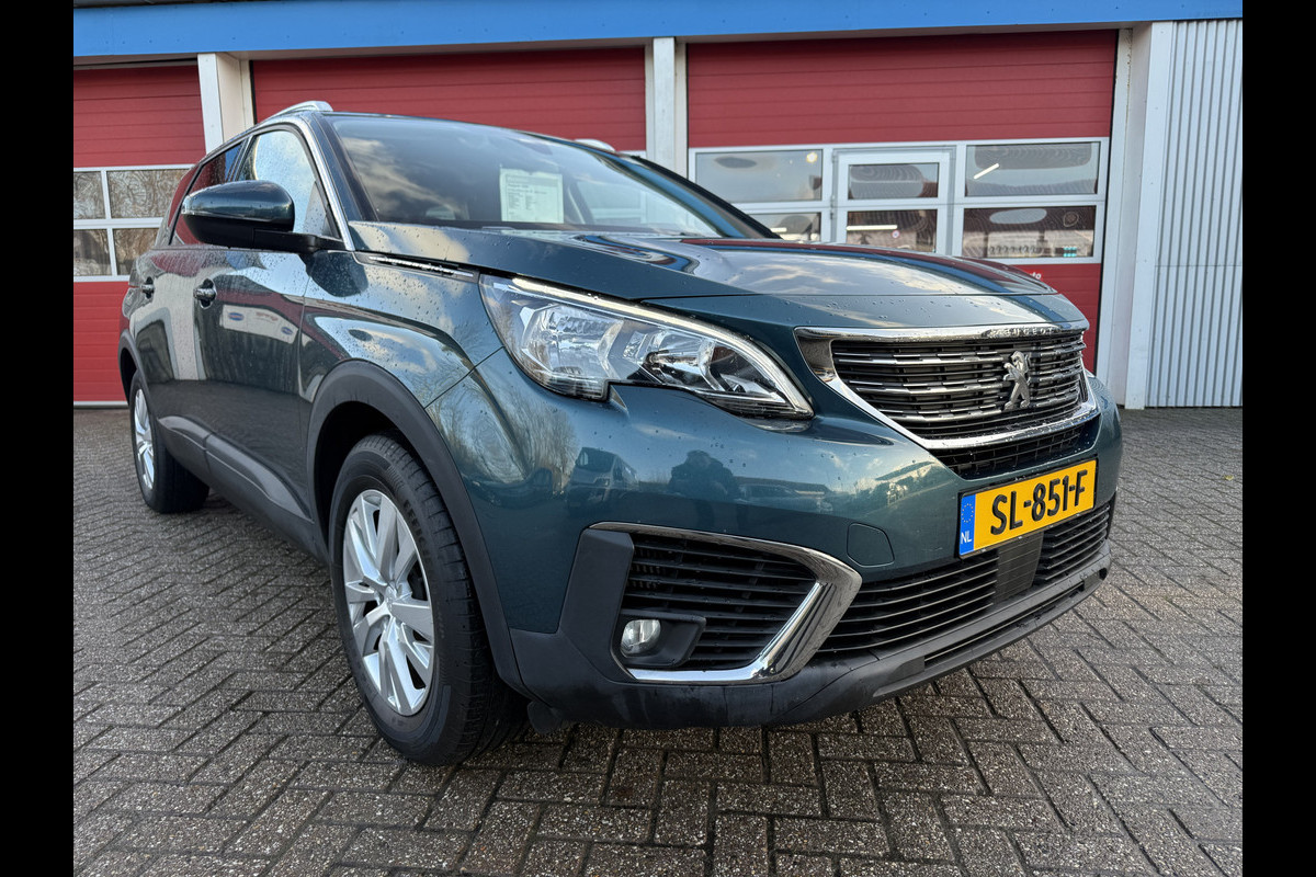 Peugeot 5008 1.2 PureTech | 130 PK | Blue Lease Executive | Navigatie | Climate Control | Trekhaak | Peugeot 5008 1.2 PureTech | 130 PK | Blue Lease Executive | Navigatie | Climate Control | Trekhaak |