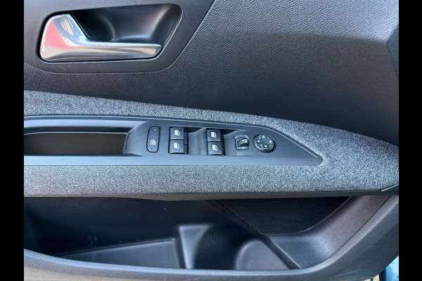 Peugeot 5008 1.2 PureTech | 130 PK | Blue Lease Executive | Navigatie | Climate Control | Trekhaak | Peugeot 5008 1.2 PureTech | 130 PK | Blue Lease Executive | Navigatie | Climate Control | Trekhaak |