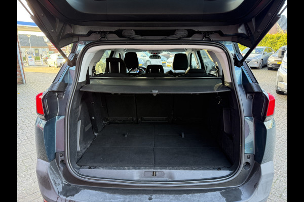 Peugeot 5008 1.2 PureTech | 130 PK | Blue Lease Executive | Navigatie | Climate Control | Trekhaak | Peugeot 5008 1.2 PureTech | 130 PK | Blue Lease Executive | Navigatie | Climate Control | Trekhaak |