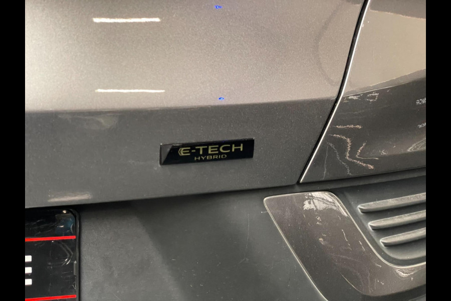 Renault Arkana 1.6 E-Tech hybrid 145 Engineered Incl.BTW PANO NAVI LEER CARPLAY CAMERA BOMVOL!