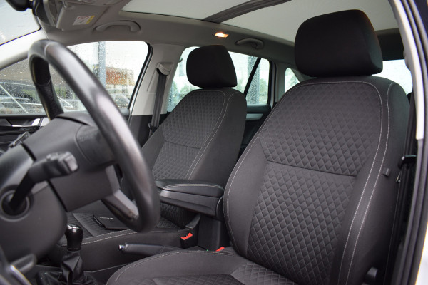 Škoda Rapid Spaceback 1.0 TSI Greentech Drive | Trekhaak | Pano | Stoelverw. | Climate Škoda Rapid Spaceback 1.0 TSI Greentech Drive | Trekhaak | Pano | Stoelverw. | Climate