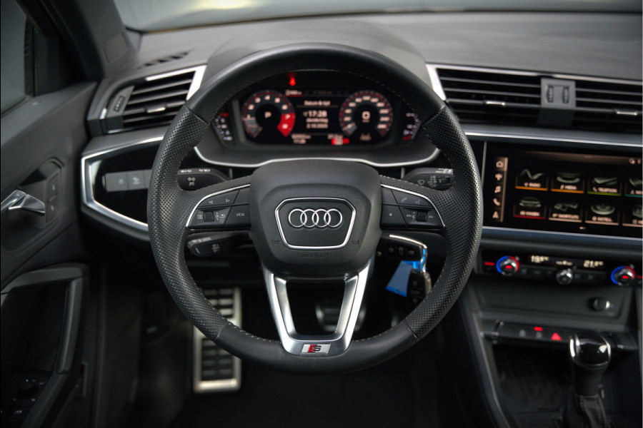 Audi Q3 40 TFSI quattro S Line Pro Line S | 190 PK | Panoramadak | Matrix Led | Stoelverwarming | Leer | Dodehoekdetectie | Automaat | BTW | Black Edition | Cruise Control | Virtual | Navigatie | Dealer Onderhouden | Audi Q3 40 TFSI quattro S Line Pro Line S | 190 PK | Panoramadak | Matrix Led | Stoelverwarming | Leer | Dodehoekdetectie | Automaat | BTW | Black Edition | Cruise Control | Virtual | Navigatie | Dealer Onderhouden |