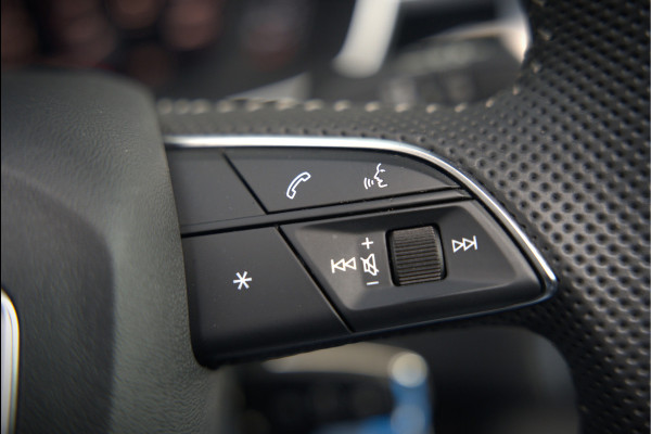 Audi Q3 40 TFSI quattro S Line Pro Line S | 190 PK | Panoramadak | Matrix Led | Stoelverwarming | Leer | Dodehoekdetectie | Automaat | BTW | Black Edition | Cruise Control | Virtual | Navigatie | Dealer Onderhouden | Audi Q3 40 TFSI quattro S Line Pro Line S | 190 PK | Panoramadak | Matrix Led | Stoelverwarming | Leer | Dodehoekdetectie | Automaat | BTW | Black Edition | Cruise Control | Virtual | Navigatie | Dealer Onderhouden |