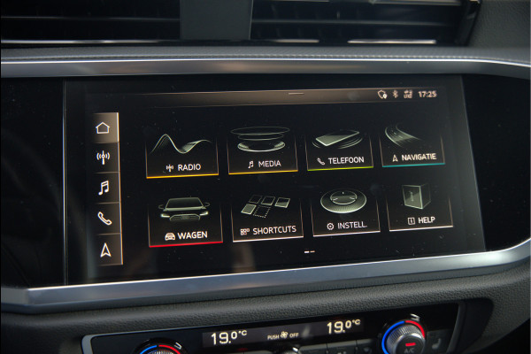 Audi Q3 40 TFSI quattro S Line Pro Line S | 190 PK | Panoramadak | Matrix Led | Stoelverwarming | Leer | Dodehoekdetectie | Automaat | BTW | Black Edition | Cruise Control | Virtual | Navigatie | Dealer Onderhouden | Audi Q3 40 TFSI quattro S Line Pro Line S | 190 PK | Panoramadak | Matrix Led | Stoelverwarming | Leer | Dodehoekdetectie | Automaat | BTW | Black Edition | Cruise Control | Virtual | Navigatie | Dealer Onderhouden |