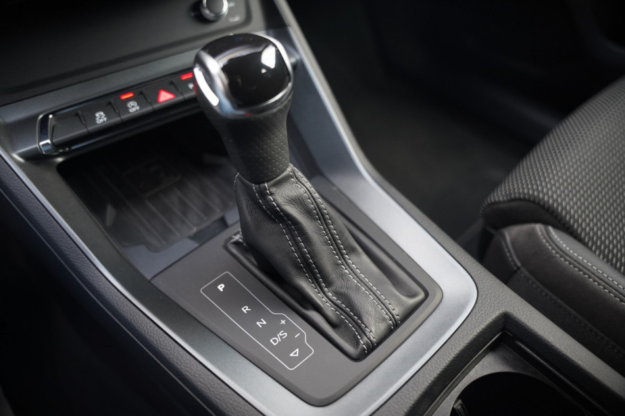 Audi Q3 40 TFSI quattro S Line Pro Line S | 190 PK | Panoramadak | Matrix Led | Stoelverwarming | Leer | Dodehoekdetectie | Automaat | BTW | Black Edition | Cruise Control | Virtual | Navigatie | Dealer Onderhouden | Audi Q3 40 TFSI quattro S Line Pro Line S | 190 PK | Panoramadak | Matrix Led | Stoelverwarming | Leer | Dodehoekdetectie | Automaat | BTW | Black Edition | Cruise Control | Virtual | Navigatie | Dealer Onderhouden |