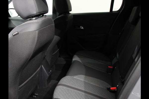 Peugeot 208 1.2 Hybrid 100PK Automaat Allure | Navigatie | Apple Carplay/Android Auto | Airco | Camera |  Parkeer sensoren | Cruise Control | Led | Lichtmetalen Velgen