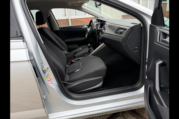 Volkswagen Polo 1.0 TSI COMFORTLINE 2019 ACC ADAPTIVE NAP NAVI CARPLAY Volkswagen Polo 1.0 TSI COMFORTLINE 2019 ACC ADAPTIVE NAP NAVI CARPLAY