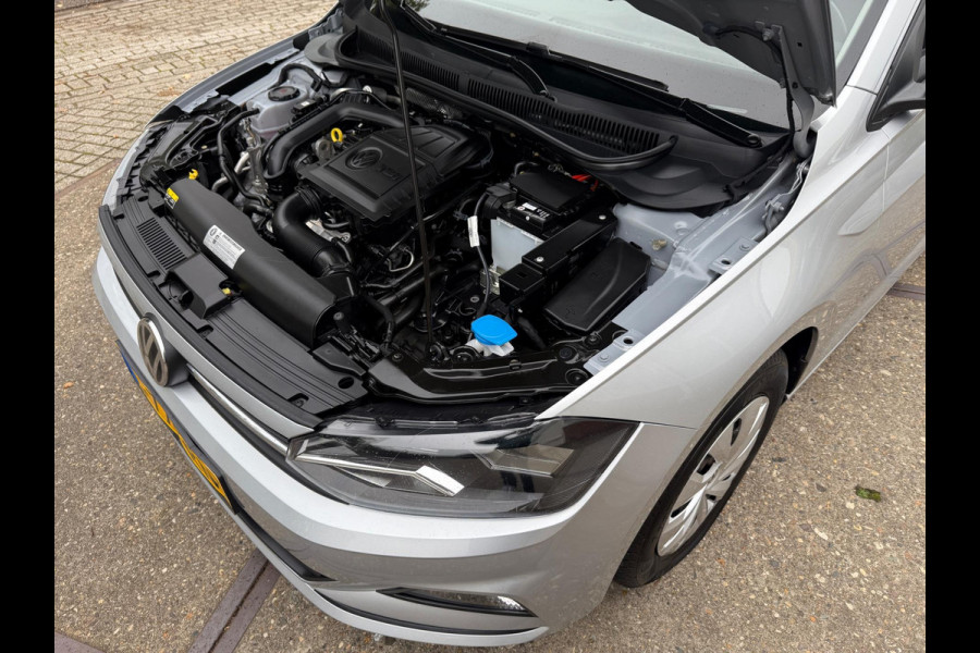 Volkswagen Polo 1.0 TSI COMFORTLINE 2019 ACC ADAPTIVE NAP NAVI CARPLAY Volkswagen Polo 1.0 TSI COMFORTLINE 2019 ACC ADAPTIVE NAP NAVI CARPLAY