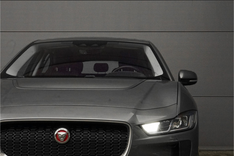 Jaguar I-PACE EV400 S 90 kWh CarPlay Leder Camera Jaguar I-PACE EV400 S 90 kWh CarPlay Leder Camera