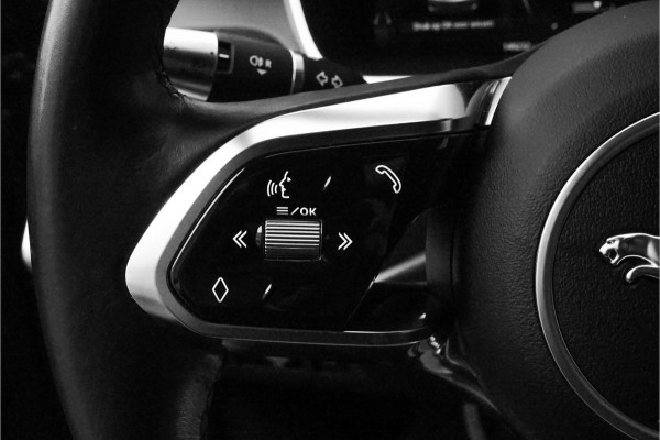 Jaguar I-PACE EV400 S 90 kWh CarPlay Leder Camera Jaguar I-PACE EV400 S 90 kWh CarPlay Leder Camera
