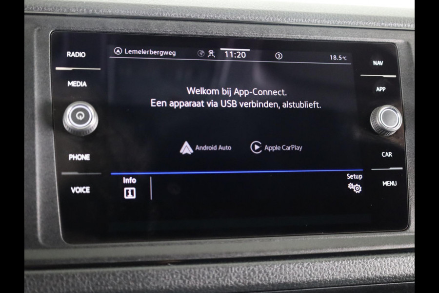 Volkswagen Crafter 35 2.0 TDI L3H3 EURO VI 140 pk Automaat| Verlengde garantie | Navigatie | Parkeersensoren | Achteruitrijcamera | Cruise control | Apple Carplay/Android Auto |
