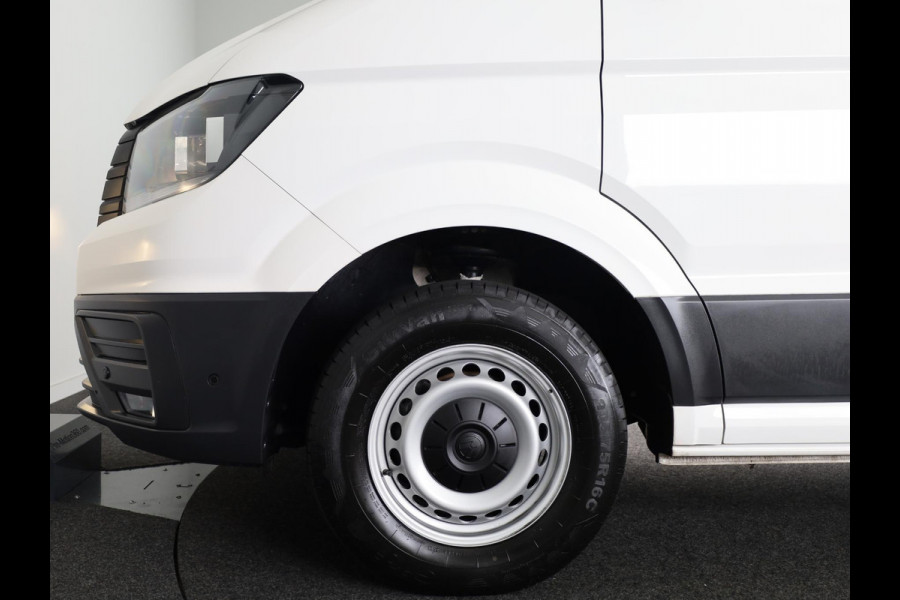 Volkswagen Crafter 35 2.0 TDI L3H3 EURO VI 140 pk Automaat| Verlengde garantie | Navigatie | Parkeersensoren | Achteruitrijcamera | Cruise control | Apple Carplay/Android Auto |