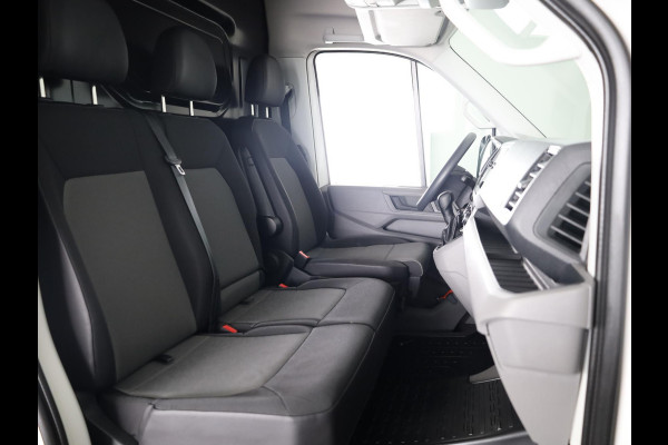 Volkswagen Crafter 35 2.0 TDI L3H3 EURO VI 140 pk Automaat| Verlengde garantie | Navigatie | Parkeersensoren | Achteruitrijcamera | Cruise control | Apple Carplay/Android Auto |