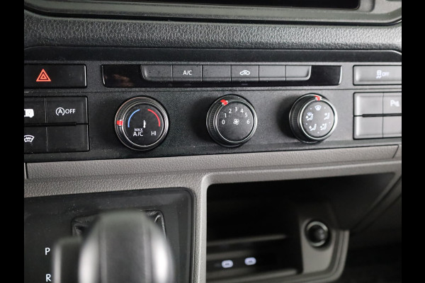 Volkswagen Crafter 35 2.0 TDI L3H3 EURO VI 140 pk Automaat| Verlengde garantie | Navigatie | Parkeersensoren | Achteruitrijcamera | Cruise control | Apple Carplay/Android Auto |
