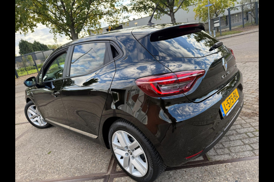 Renault Clio 1.6 E-Tech Hybrid 2021 140 163PK AUTOMAAT ZEN EDITION NAP 1-EIG